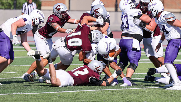 9-12 - 26 EAGLES vs. Hardin-Simmons (3740)