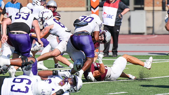 9-12 - 26 EAGLES vs. Hardin-Simmons (3792)