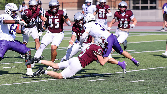 9-12 - 26 EAGLES vs. Hardin-Simmons (3818)