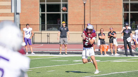 9-12 - 26 EAGLES vs. Hardin-Simmons (3931)