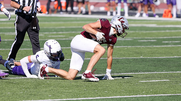 9-12 - 26 EAGLES vs. Hardin-Simmons (4010)