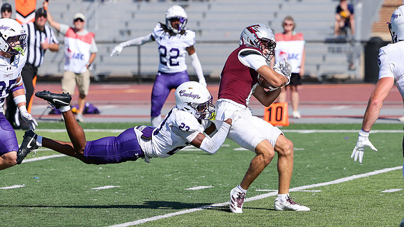 9-12 - 26 EAGLES vs. Hardin-Simmons (4017)