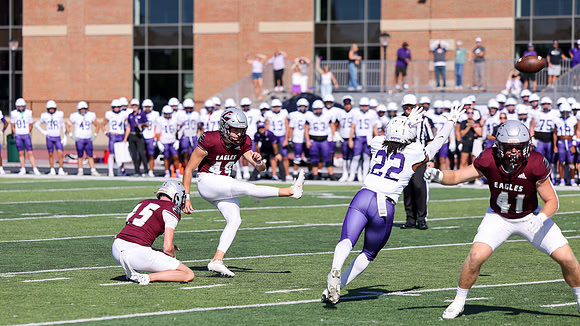 9-12 - 26 EAGLES vs. Hardin-Simmons (4063)