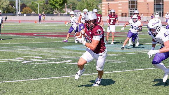 9-12 - 26 EAGLES vs. Hardin-Simmons (4270)
