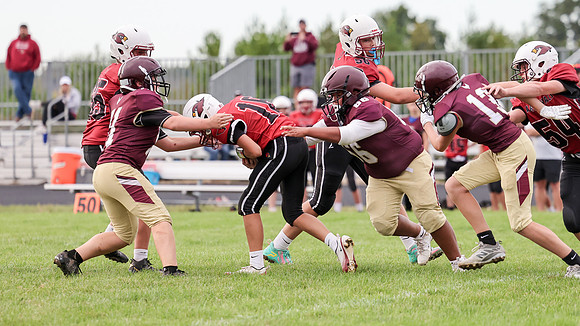 9-15-26 Omro Foxes vs. Mayville (1663)