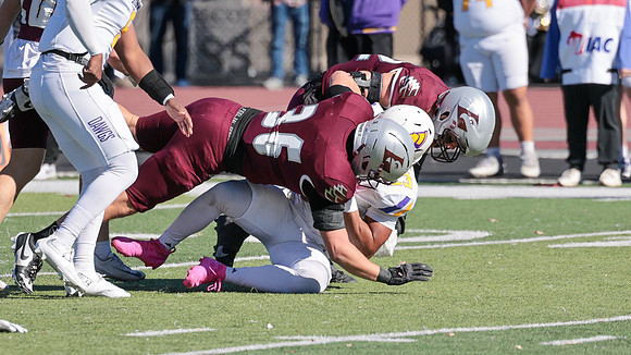 10-17-26 EAGLES v.s. UW Stevens Point (1039)