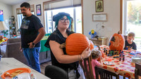 10-11-26 PUMPKI CARVING & Coloring (15)