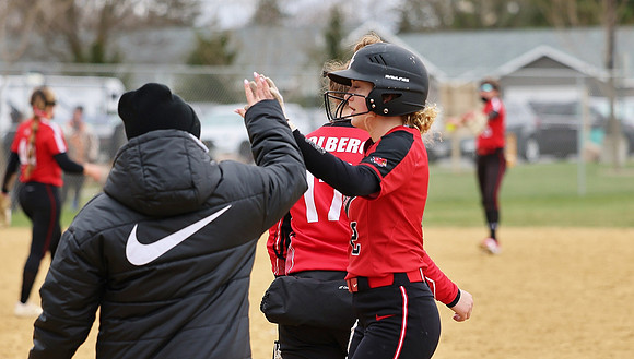 4-22-23 VARSITY vs. Wisconsin Rapids   (182)