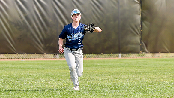 2 Carter Krachey (37)