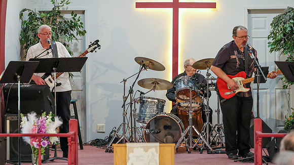 4-13-25 Service (11)
