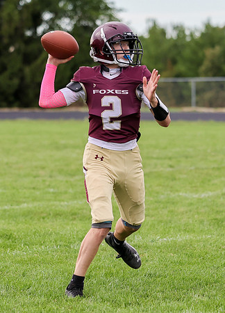 9-15-26 Omro Foxes vs. Mayville (1043)