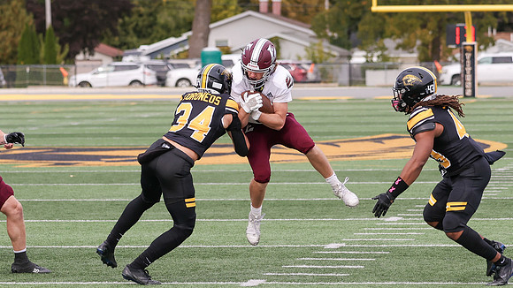 6 Zach Watson (1)