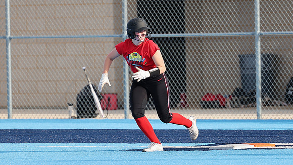 10 Kaylie Frydenlund  (14)