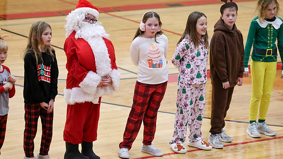 12-6-24 Ariella School Christmas Program (71)