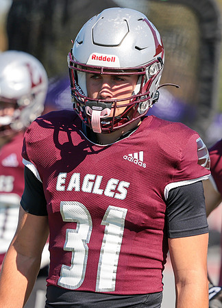 31 Noah Chenault (5)