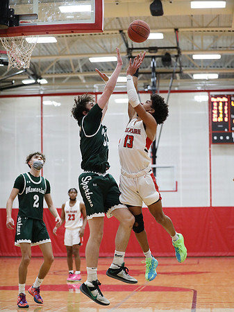 13 Tyus Wills  (57)