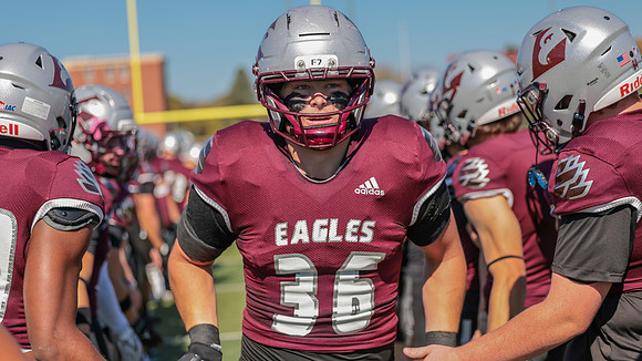 10-10-26 EAGLES vs. UW Whitewater (863)