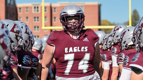 10-17-26 EAGLES v.s. UW Stevens Point (635)