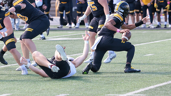 10-3-26 EAGLES vs. Oshkosh (1304)