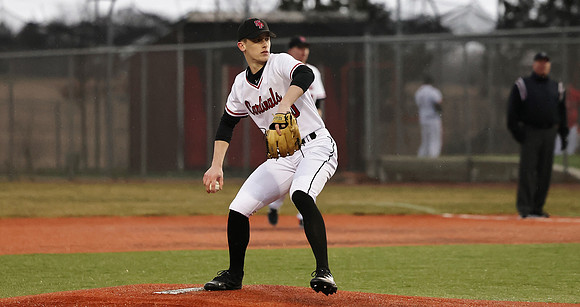 10 Evan Richmond  (20)