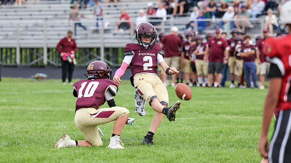 9-15-26 Omro Foxes vs. Mayville (560)