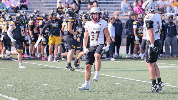 10-3-26 EAGLES vs. Oshkosh (1052) - Copy