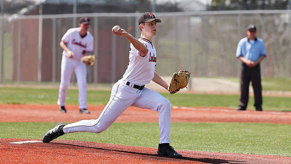 10 Evan Richmond  (6)