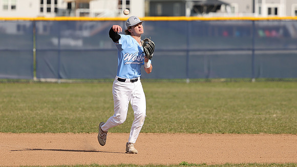 5-4-23 VARSITY vs. Sun Prairie East (26)