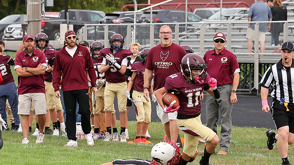 9-15-26 Omro Foxes vs. Mayville (480)