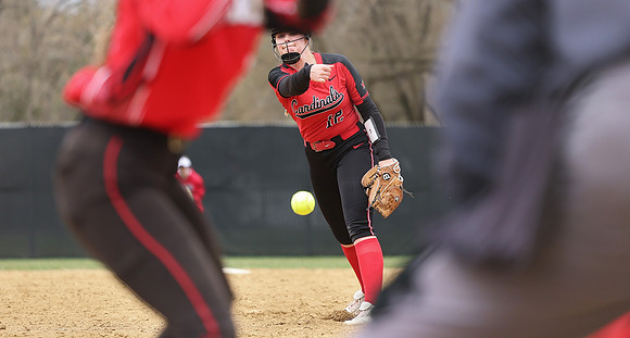 4-22-23 VARSITY vs. Wisconsin Rapids   (199)