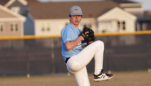 21 Jacob Holland  (7)