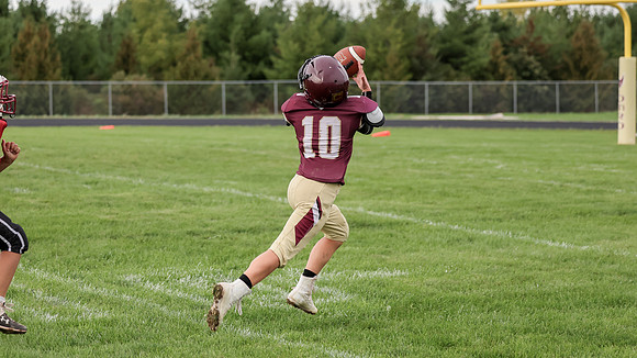9-15-26 Omro Foxes vs. Mayville (1307)