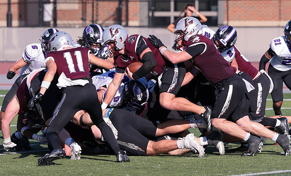 11 Evan Richmond (23)