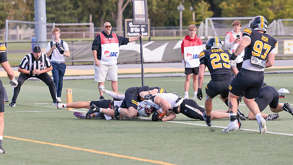10-3-26 EAGLES vs. Oshkosh (3079) - Copy