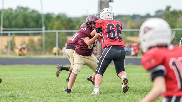 9-15-26 Omro Foxes vs. Mayville (975)