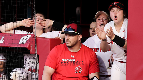 Coach Dan Morovitz (20)