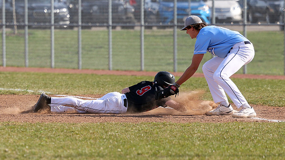 5-4-23 VARSITY vs. Sun Prairie West  (44)