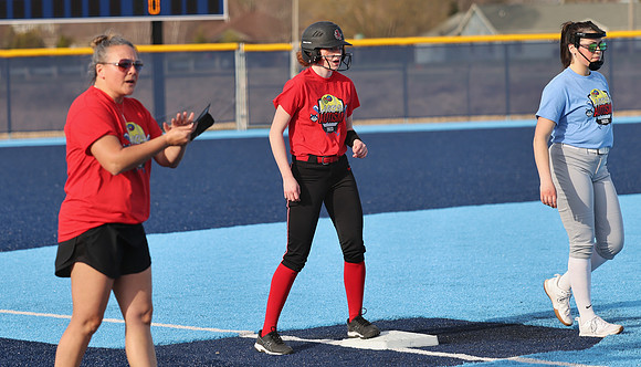 4-11-23 VARSITY vs. Sun Prairie West   (83)