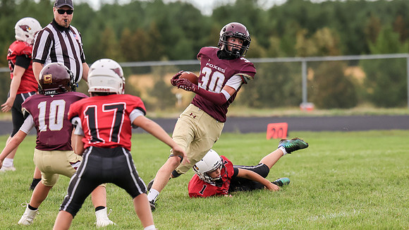 9-15-26 Omro Foxes vs. Mayville (1267)