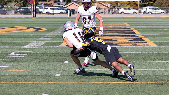 10-3-26 EAGLES vs. Oshkosh (822)