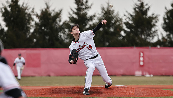 19 Zach Brzezinski  (37)