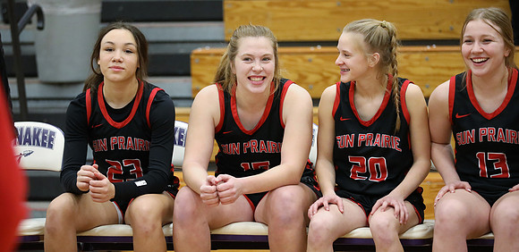 12-28-22 VARSITY vs. Seymour at Waunakee Holiday Tournament  (4)