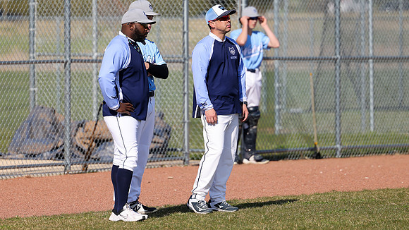 COACH Torres (1)
