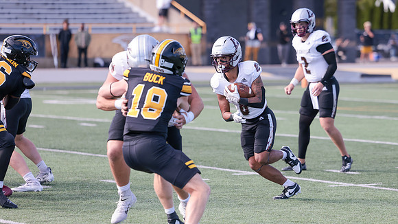 6 Najeh Mitchell (13)