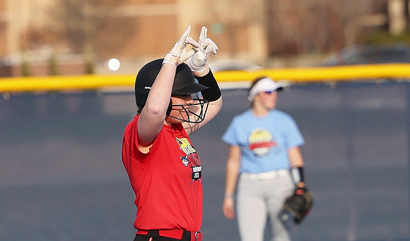 11 Kenzie Longley  (26)