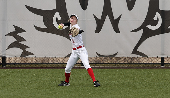 6 Carly Gross  (46)