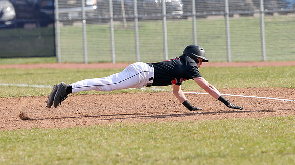 5-4-23 VARSITY vs. Sun Prairie West  (33)