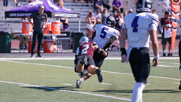 10-10-26 EAGLES vs. UW Whitewater (1359)