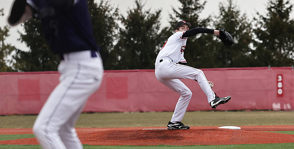 19 Zach Brzezinski  (18)