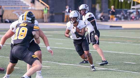 6 Najeh Mitchell (11)
